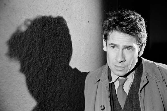 16X9 End Credit Squeeze Image